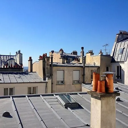 Bright Loft In Montmartre Parigi